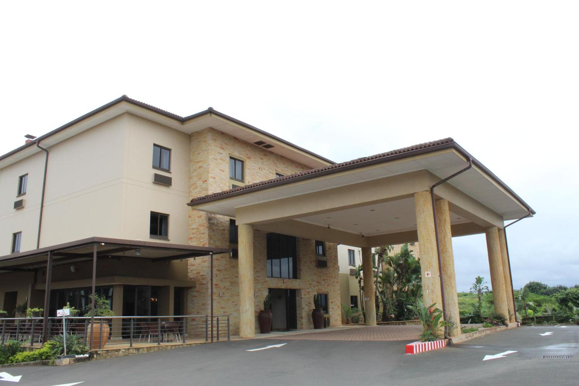 Hampshire Hotel - Ballito Bagian luar foto