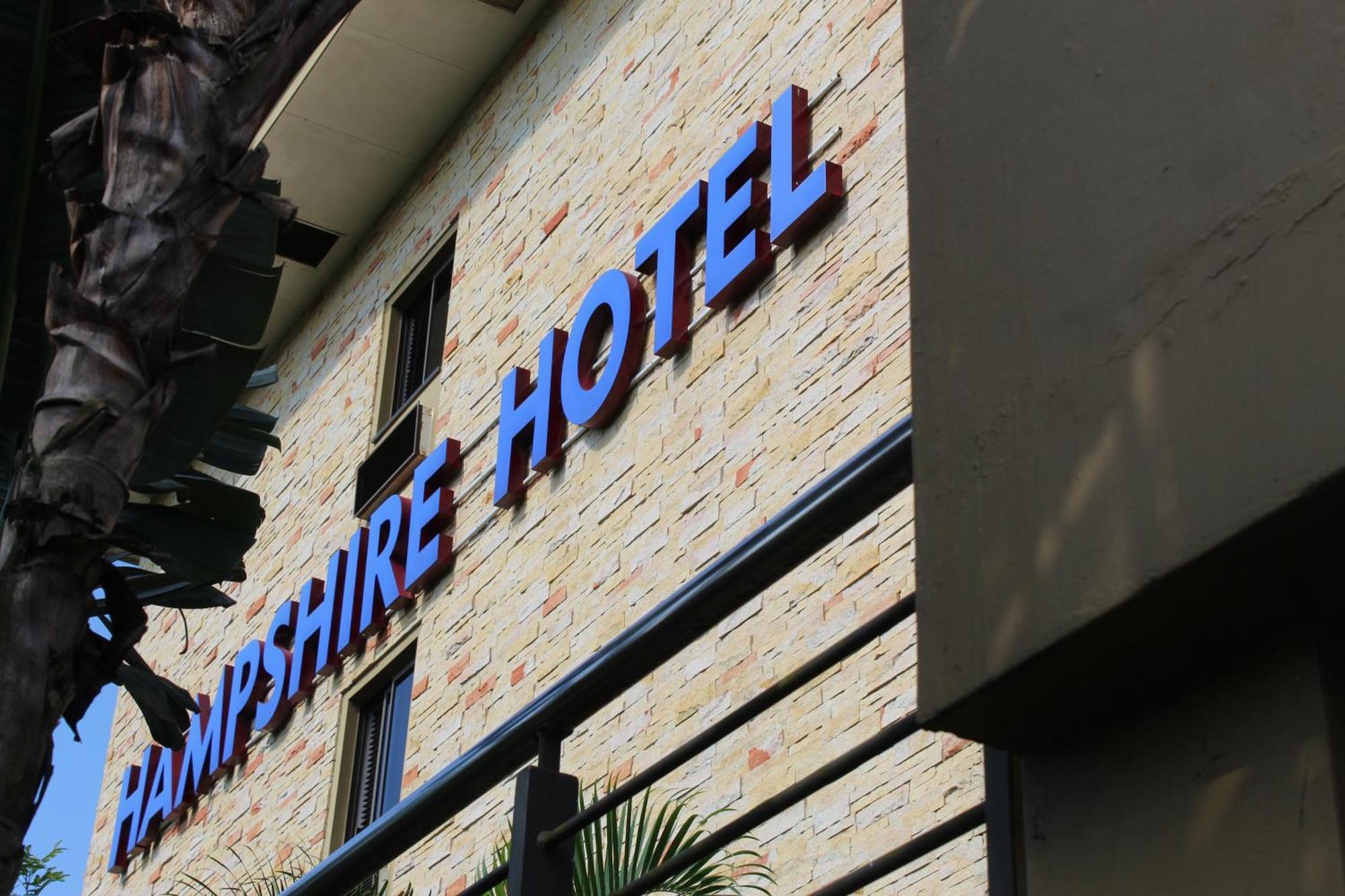 Hampshire Hotel - Ballito Bagian luar foto