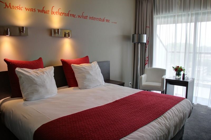 Hampshire Hotel - Ballito Bagian luar foto