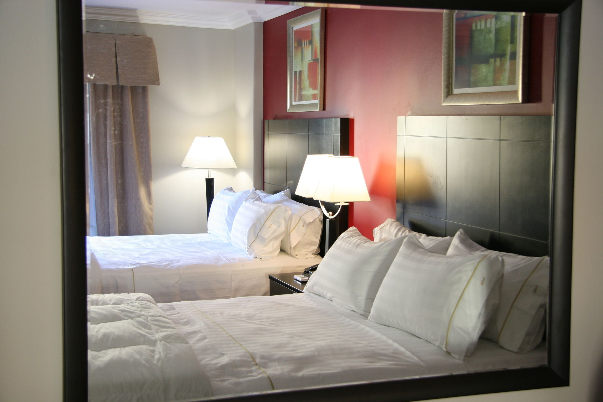 Hampshire Hotel - Ballito Bagian luar foto